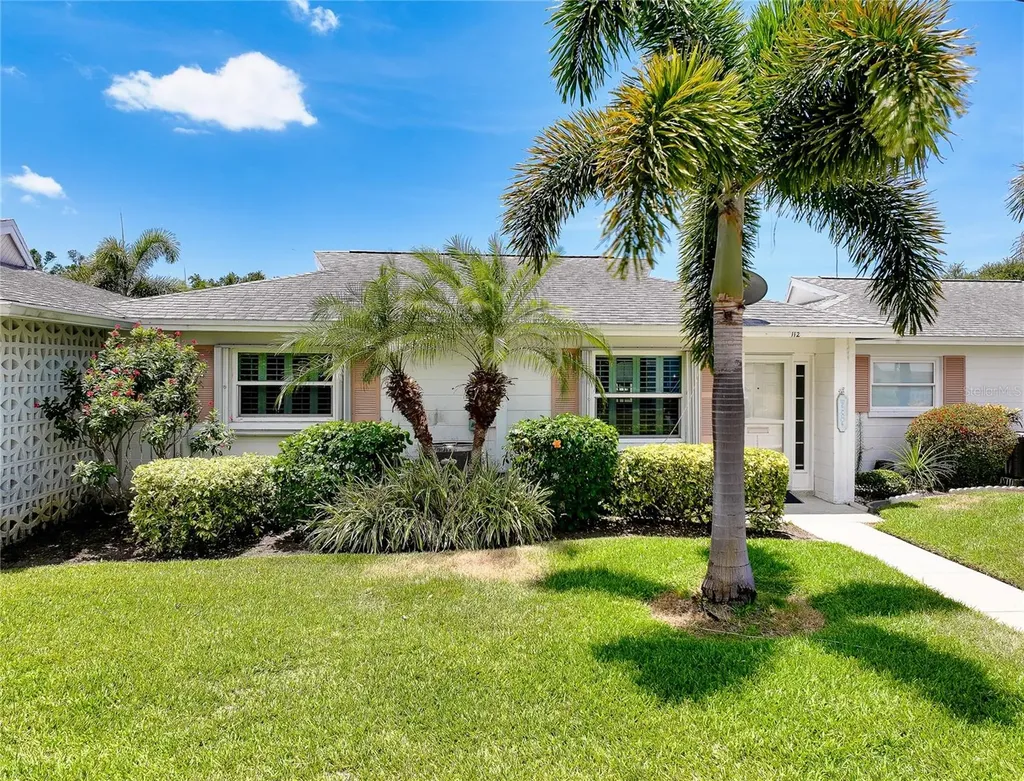112 The Corso Venice FL 34285