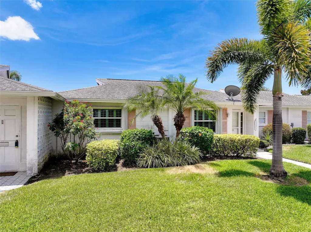 112 The Corso Venice FL 34285