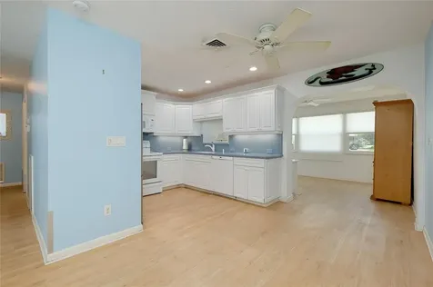 112 The Corso Venice FL 34285