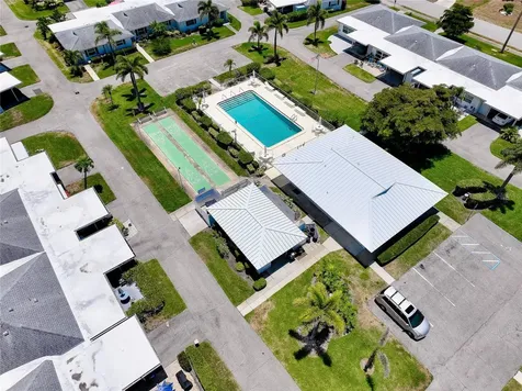 112 The Corso Venice FL 34285