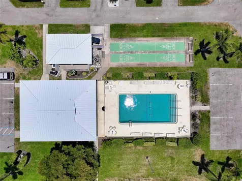 112 The Corso Venice FL 34285