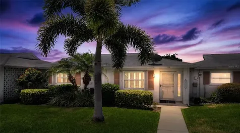 112 The Corso Venice FL 34285