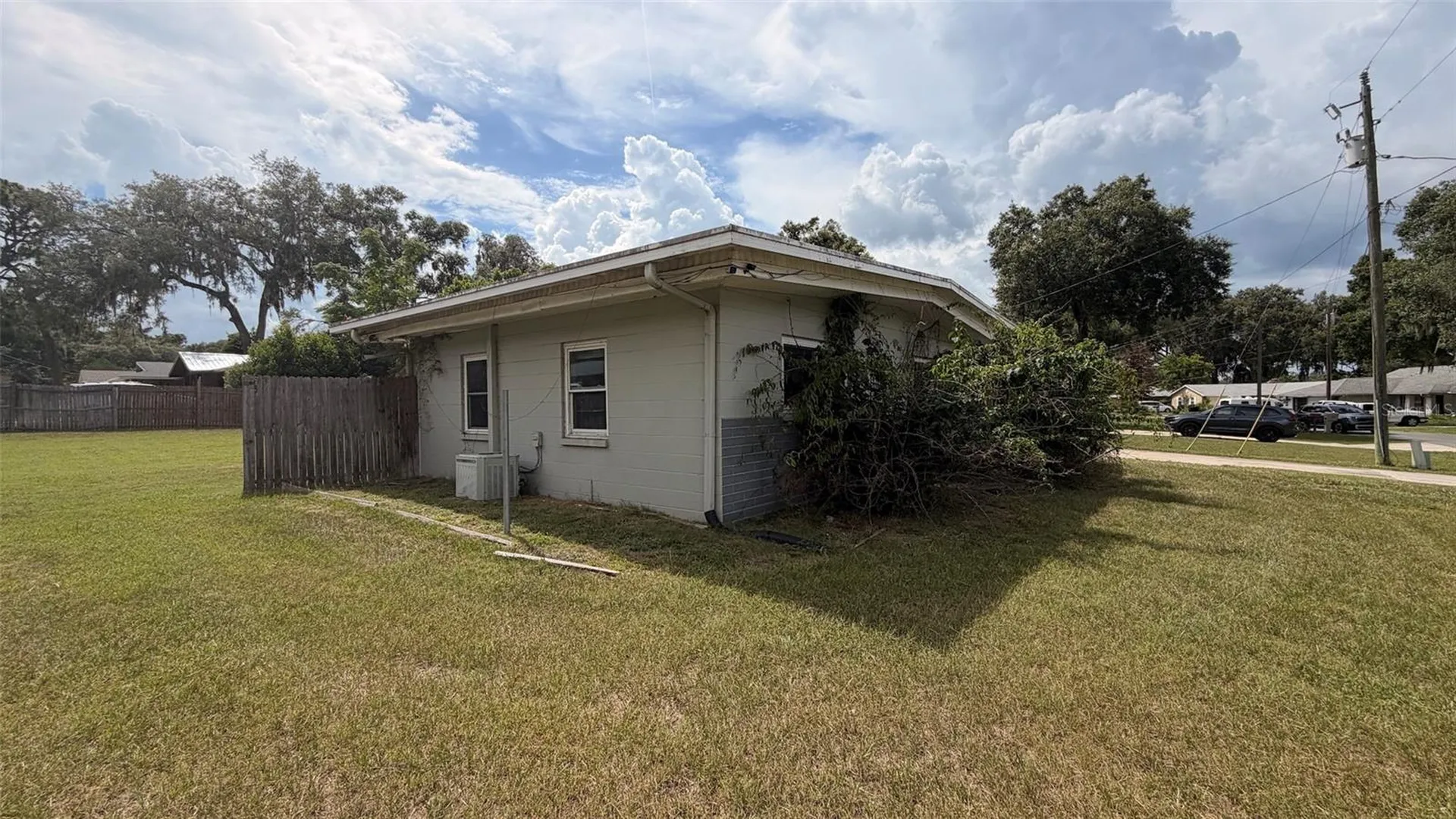 1411 Lakeshore Drive Inverness FL 34450
