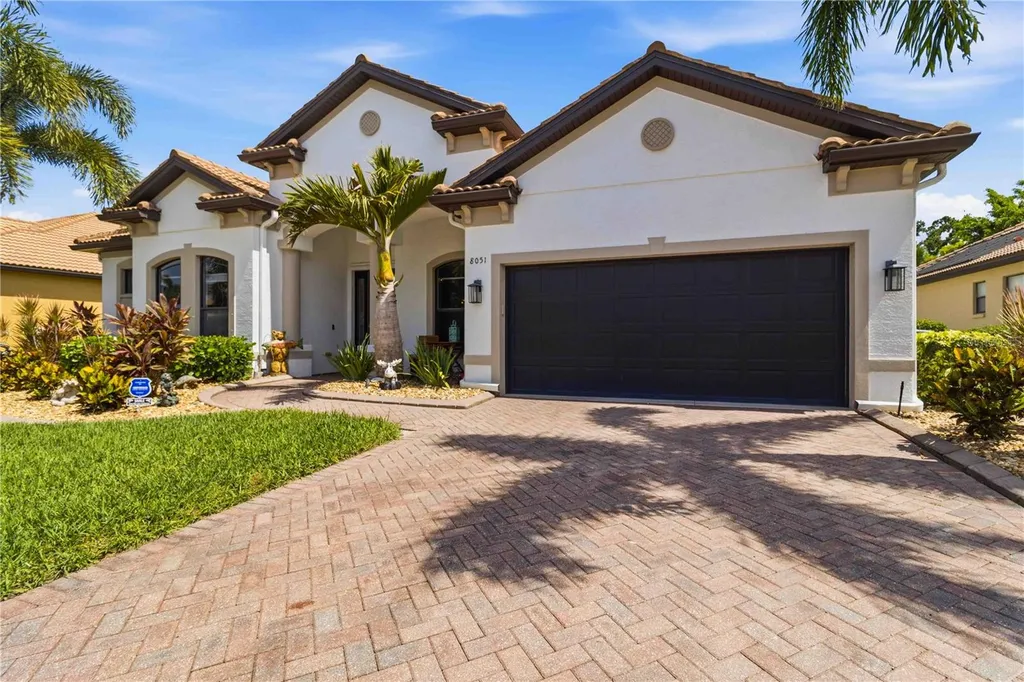 8051 36th Street Circle E Sarasota FL 34243