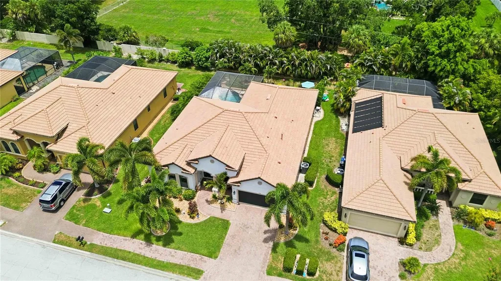 8051 36th Street Circle E Sarasota FL 34243