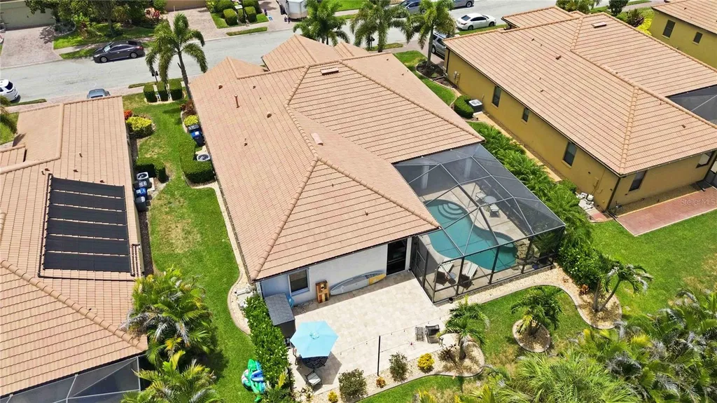 8051 36th Street Circle E Sarasota FL 34243