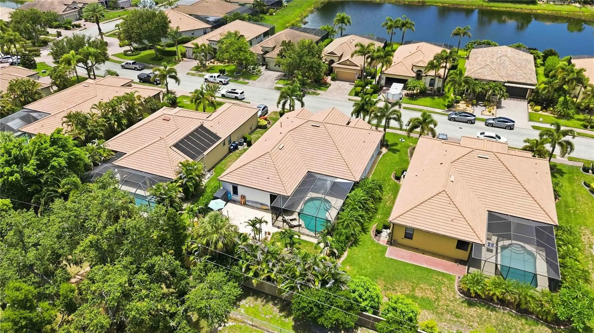 8051 36th Street Circle E Sarasota FL 34243
