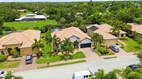 8051 36th Street Circle E Sarasota FL 34243