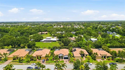 8051 36th Street Circle E Sarasota FL 34243