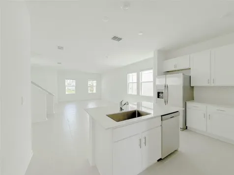 2008 Rider Rain Lane Apopka FL 32703