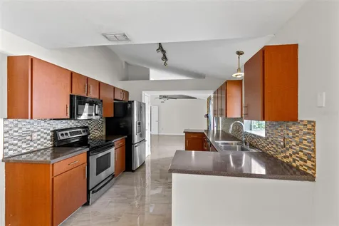 2780 Paseo Avenue Orlando FL 32805