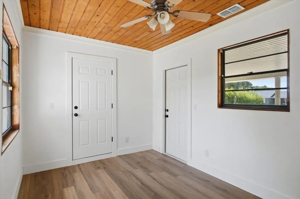 105 Allen Avenue Winter Haven FL 33880