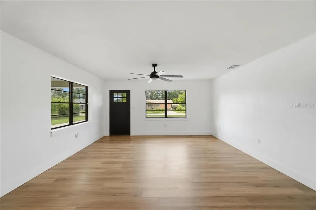 105 Allen Avenue Winter Haven FL 33880