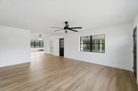 105 Allen Avenue Winter Haven FL 33880