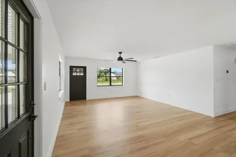105 Allen Avenue Winter Haven FL 33880