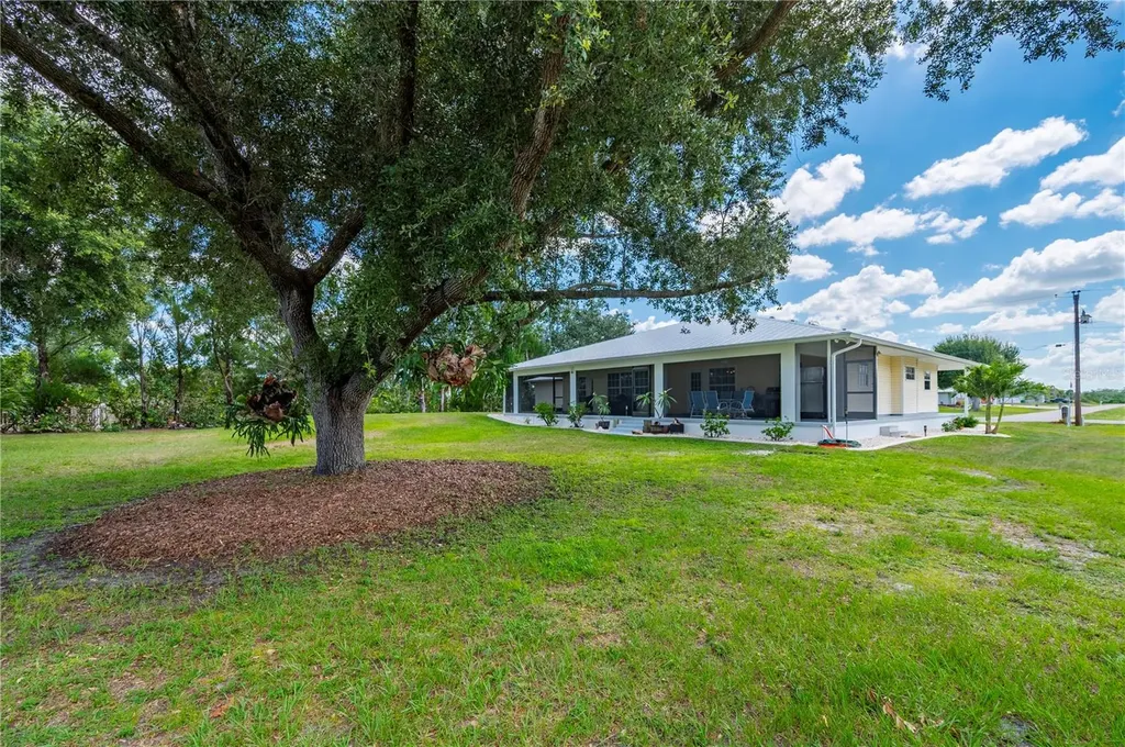 569 Rio Vista Avenue Punta Gorda FL 33982
