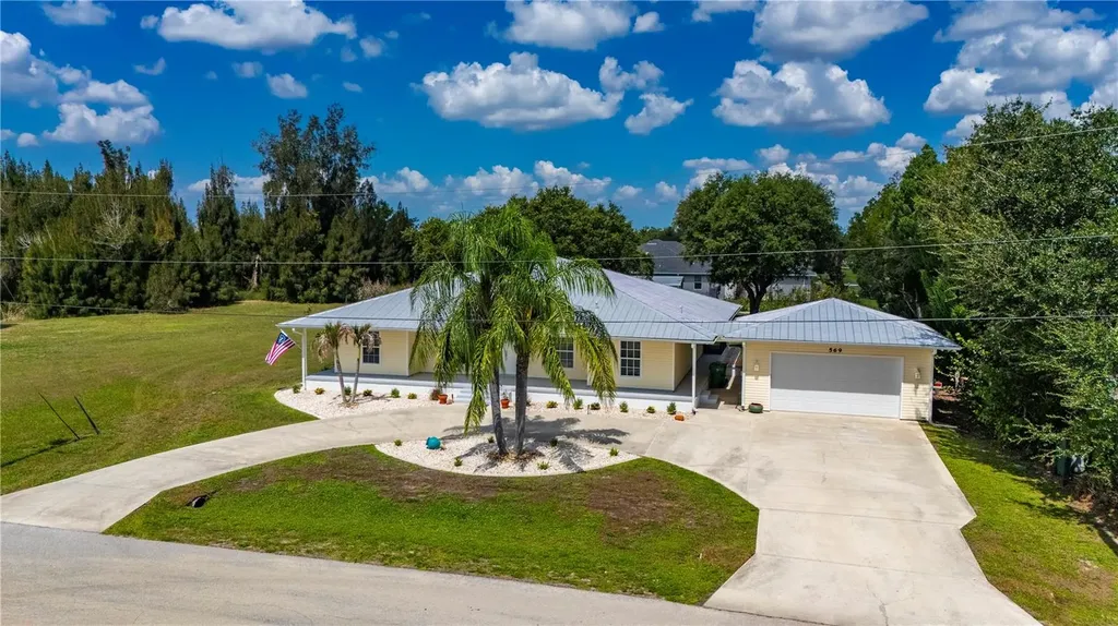 569 Rio Vista Avenue Punta Gorda FL 33982