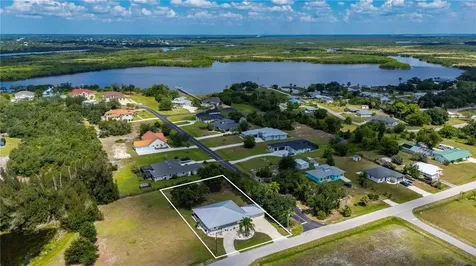 569 Rio Vista Avenue Punta Gorda FL 33982