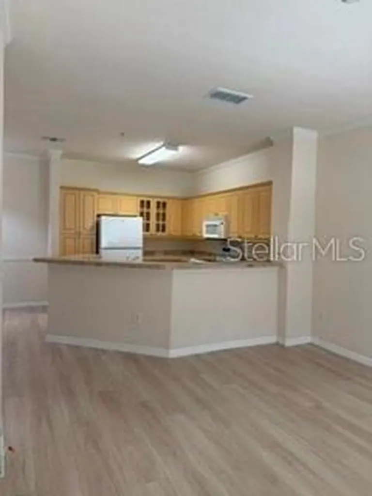 3707 Conroy Road Orlando FL 32839
