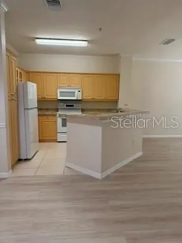 3707 Conroy Road Orlando FL 32839