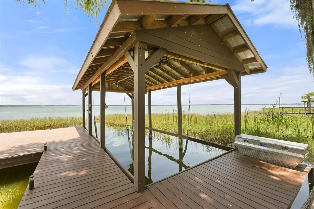 32749 Lake Eustis Drive Tavares FL 32778