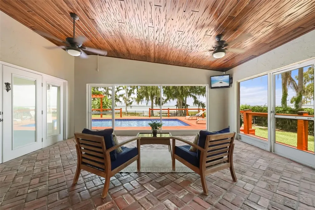 32749 Lake Eustis Drive Tavares FL 32778
