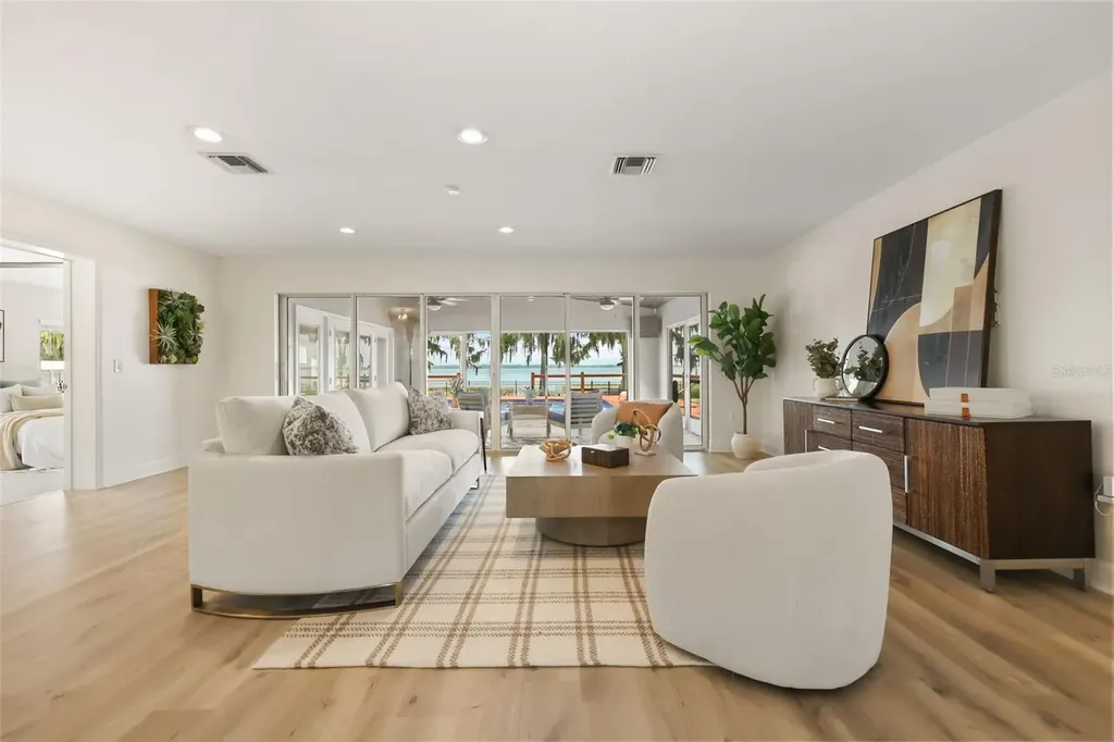 32749 Lake Eustis Drive Tavares FL 32778