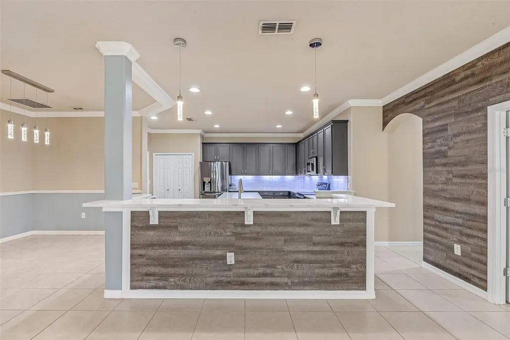 1234 Cap Diville Avenue Port Orange FL 32129