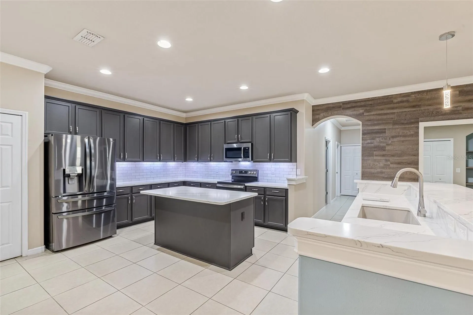 1234 Cap Diville Avenue Port Orange FL 32129