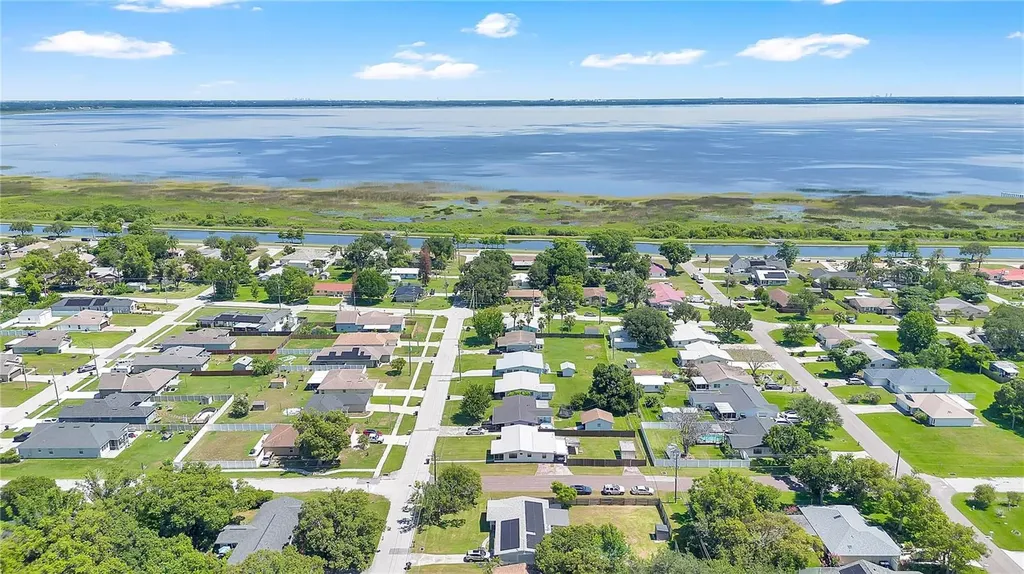 233 Missouri Avenue St Cloud FL 34769