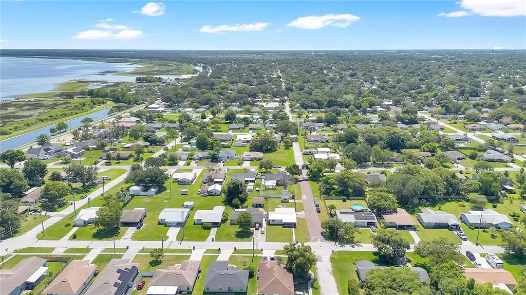 233 Missouri Avenue St Cloud FL 34769