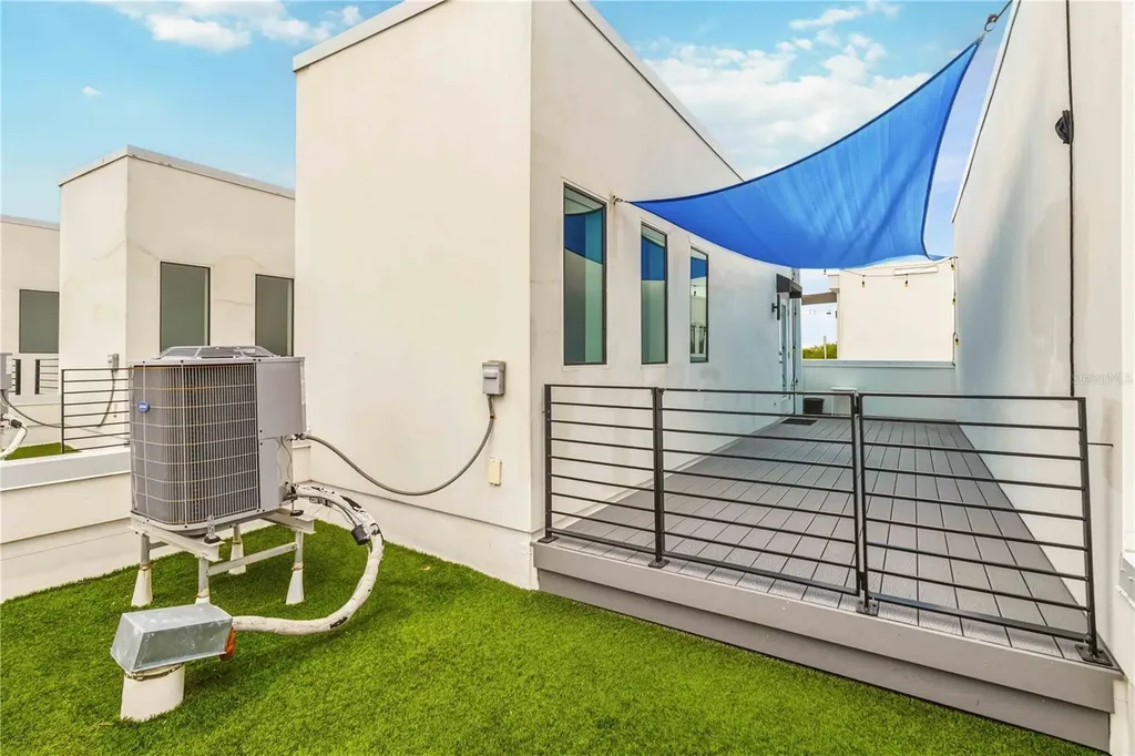 1332 W Gray Street Tampa FL 33606