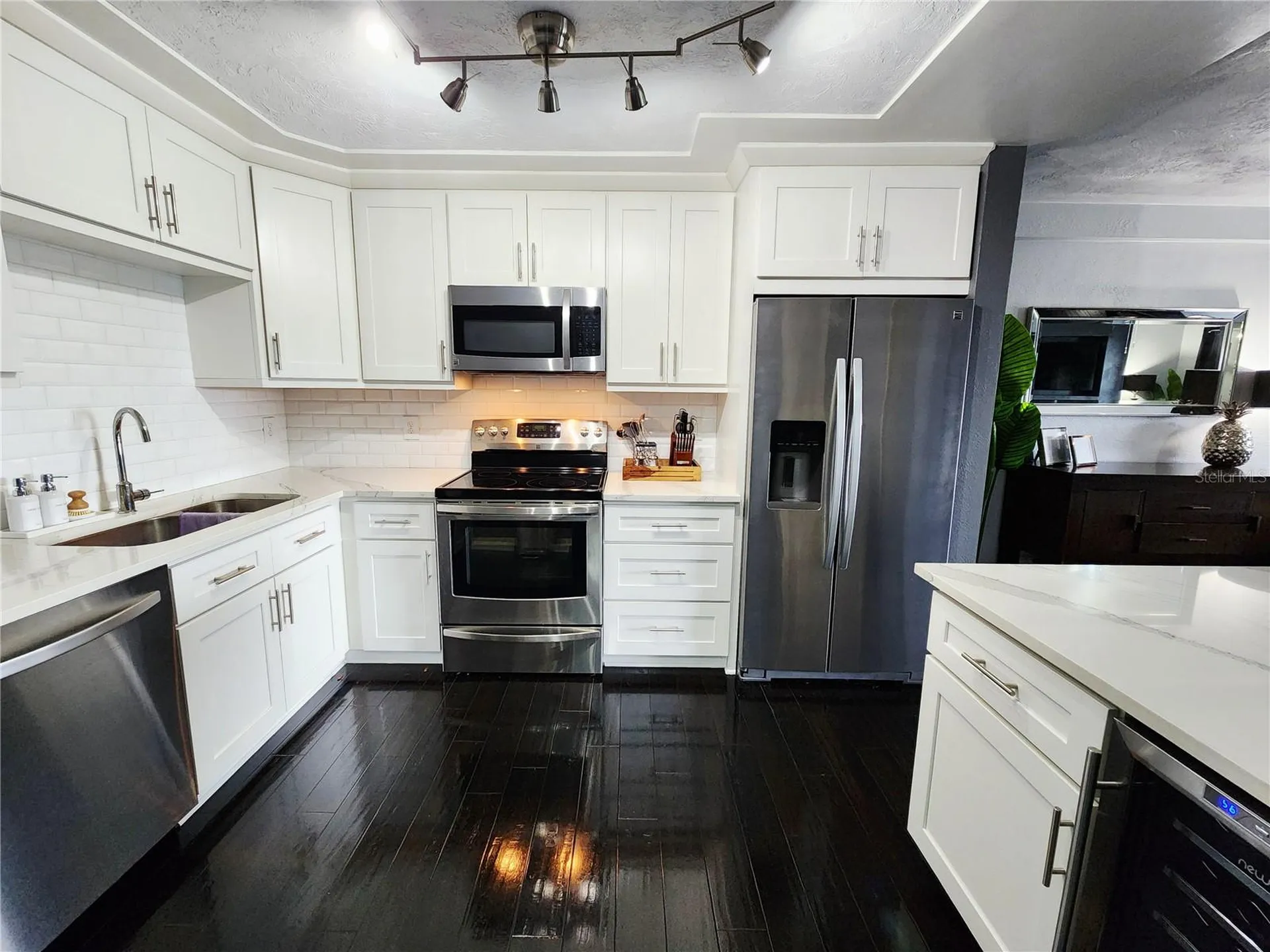 4651 1st Street NE St Petersburg FL 33702