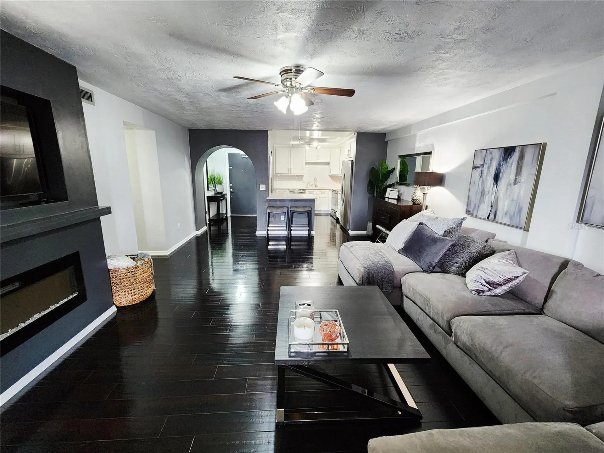 4651 1st Street NE St Petersburg FL 33702