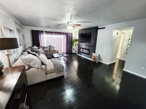 4651 1st Street NE St Petersburg FL 33702