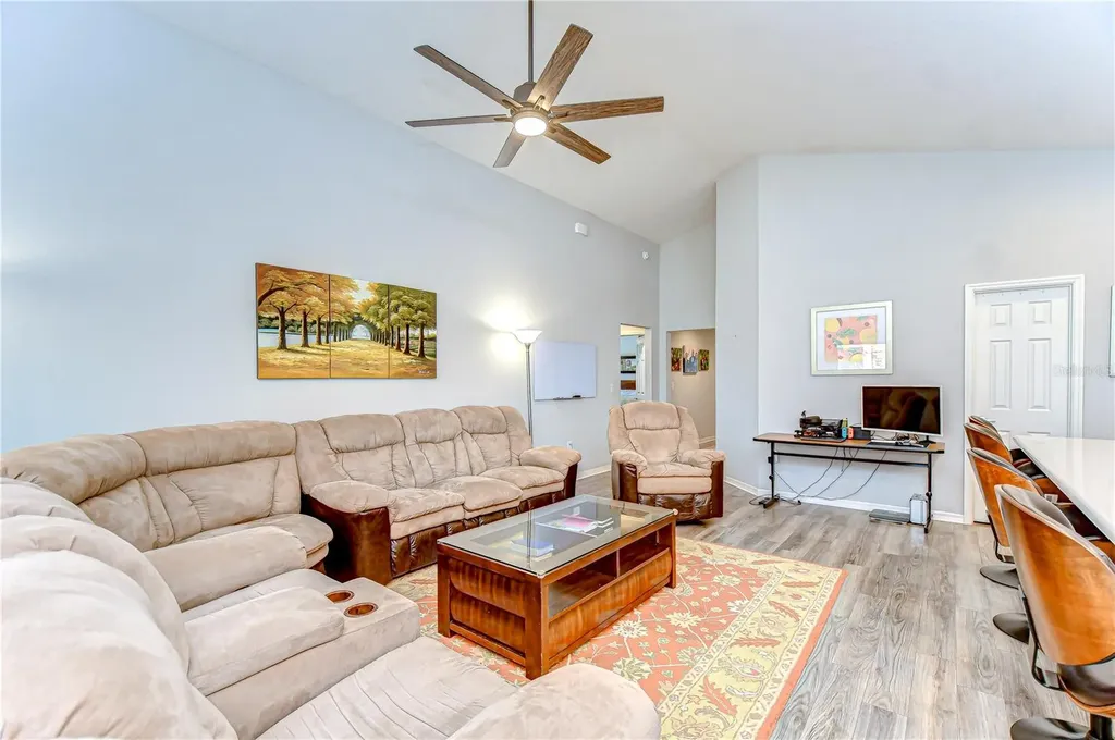 6731 Castle Green Place Zephyrhills FL 33541