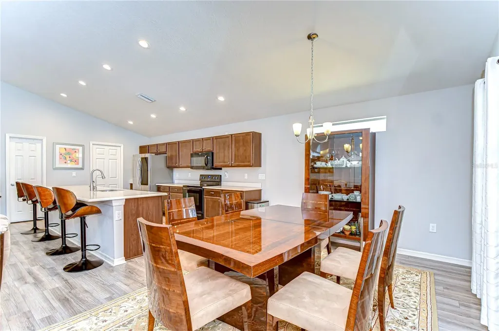 6731 Castle Green Place Zephyrhills FL 33541