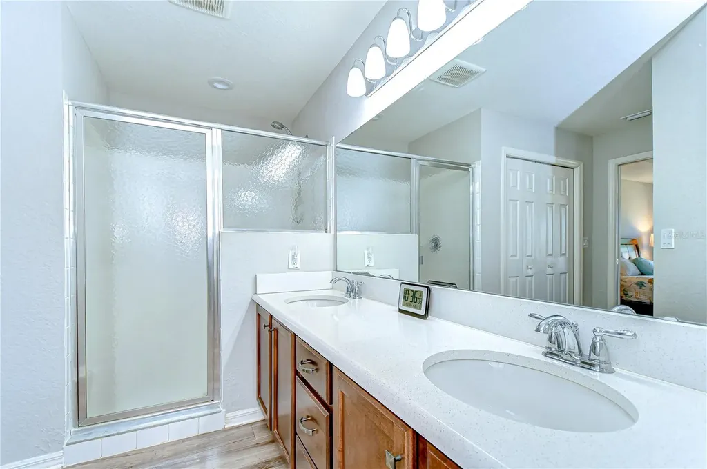 6731 Castle Green Place Zephyrhills FL 33541