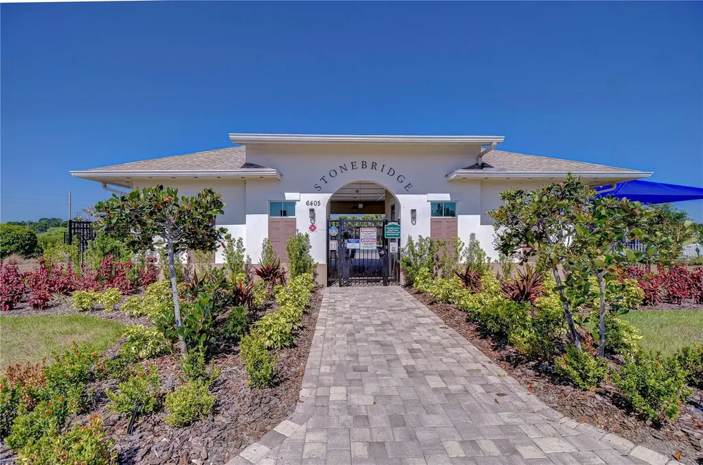 6731 Castle Green Place Zephyrhills FL 33541