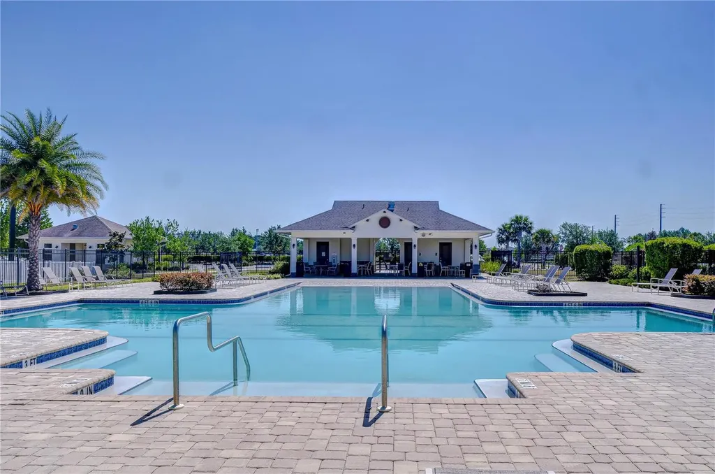 6731 Castle Green Place Zephyrhills FL 33541