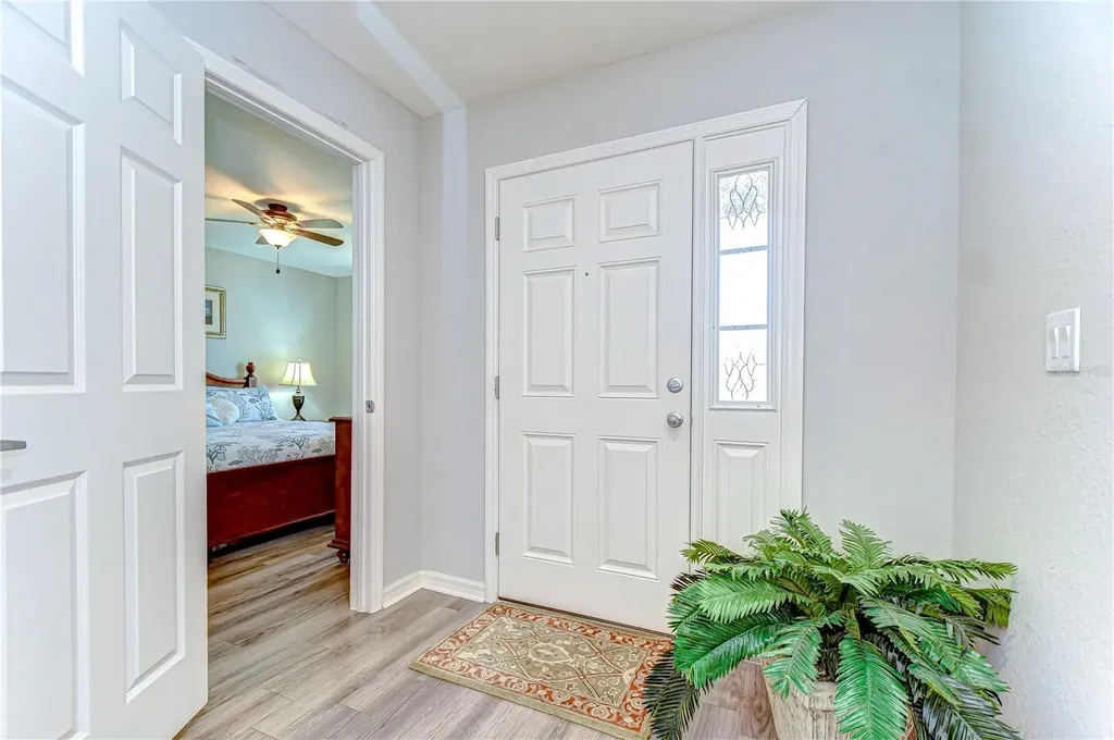 6731 Castle Green Place Zephyrhills FL 33541