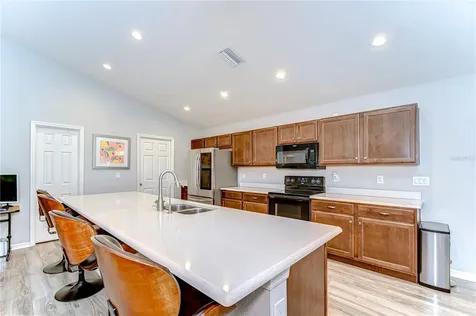 6731 Castle Green Place Zephyrhills FL 33541