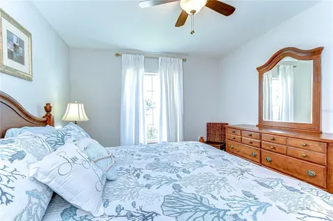 6731 Castle Green Place Zephyrhills FL 33541