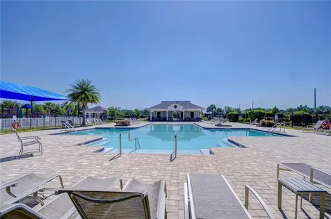 6731 Castle Green Place Zephyrhills FL 33541
