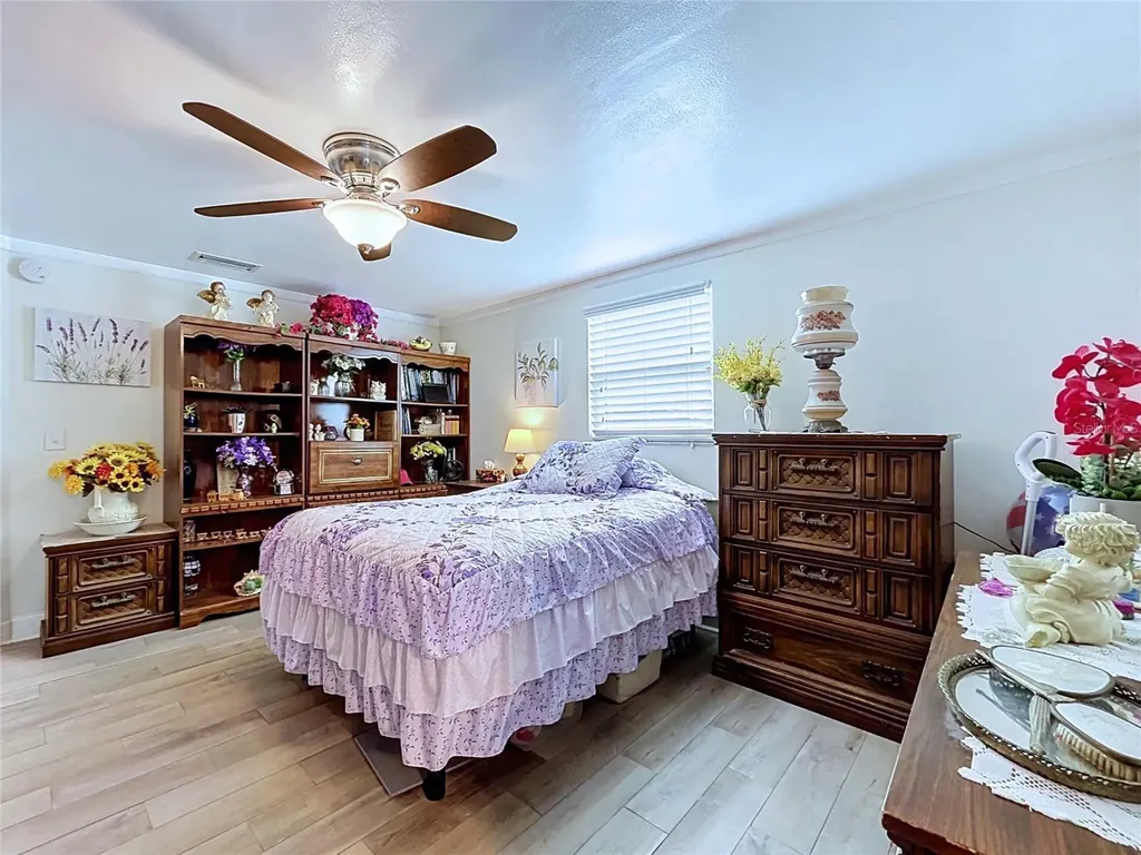 6536 Leeside Isle Hudson FL 34667