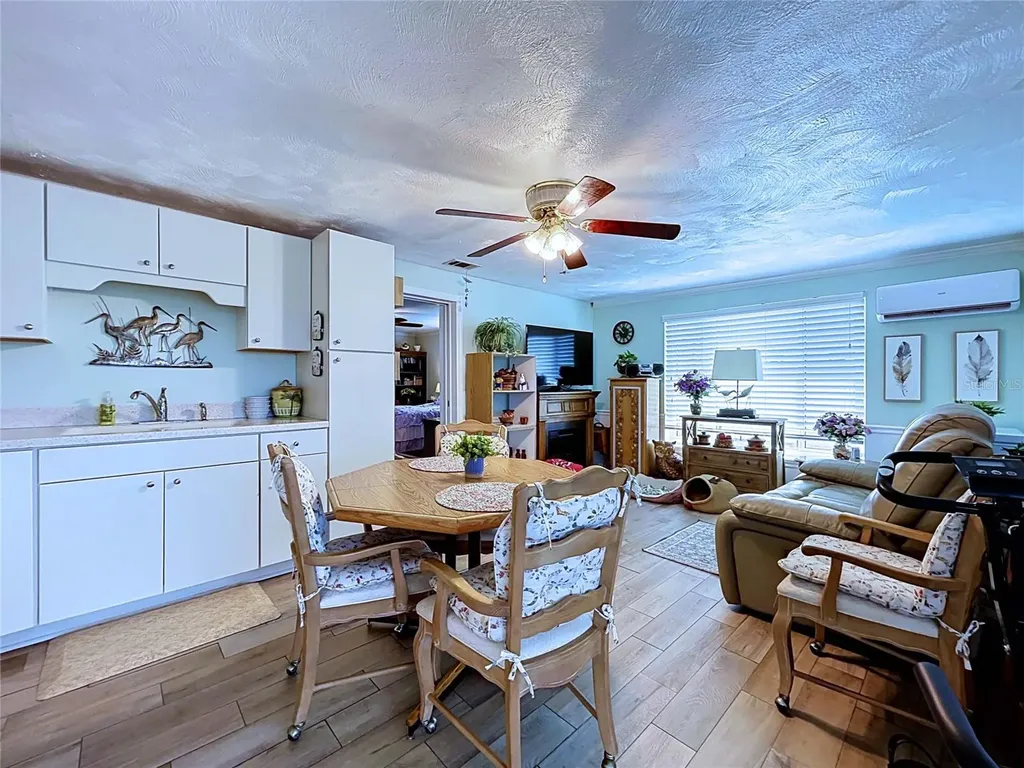 6536 Leeside Isle Hudson FL 34667
