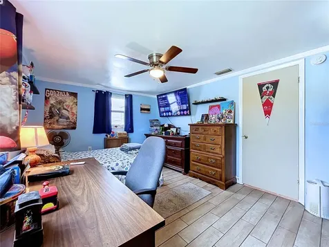 6536 Leeside Isle Hudson FL 34667