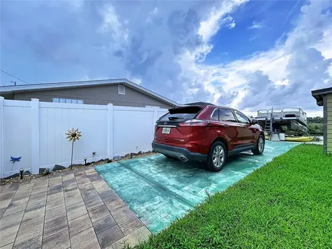 6536 Leeside Isle Hudson FL 34667