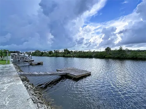 6536 Leeside Isle Hudson FL 34667