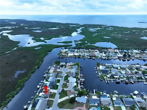 6536 Leeside Isle Hudson FL 34667